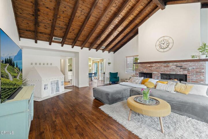 Property Photo:  7319 Orion Avenue  CA 91406 