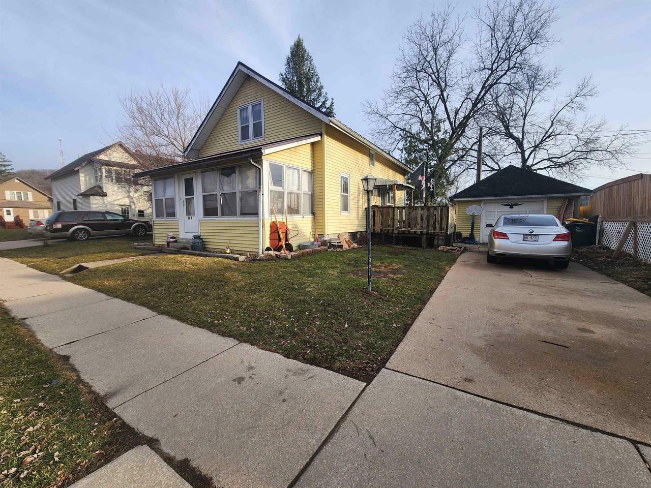 Property Photo:  341 West 2nd Street  WI 53581 