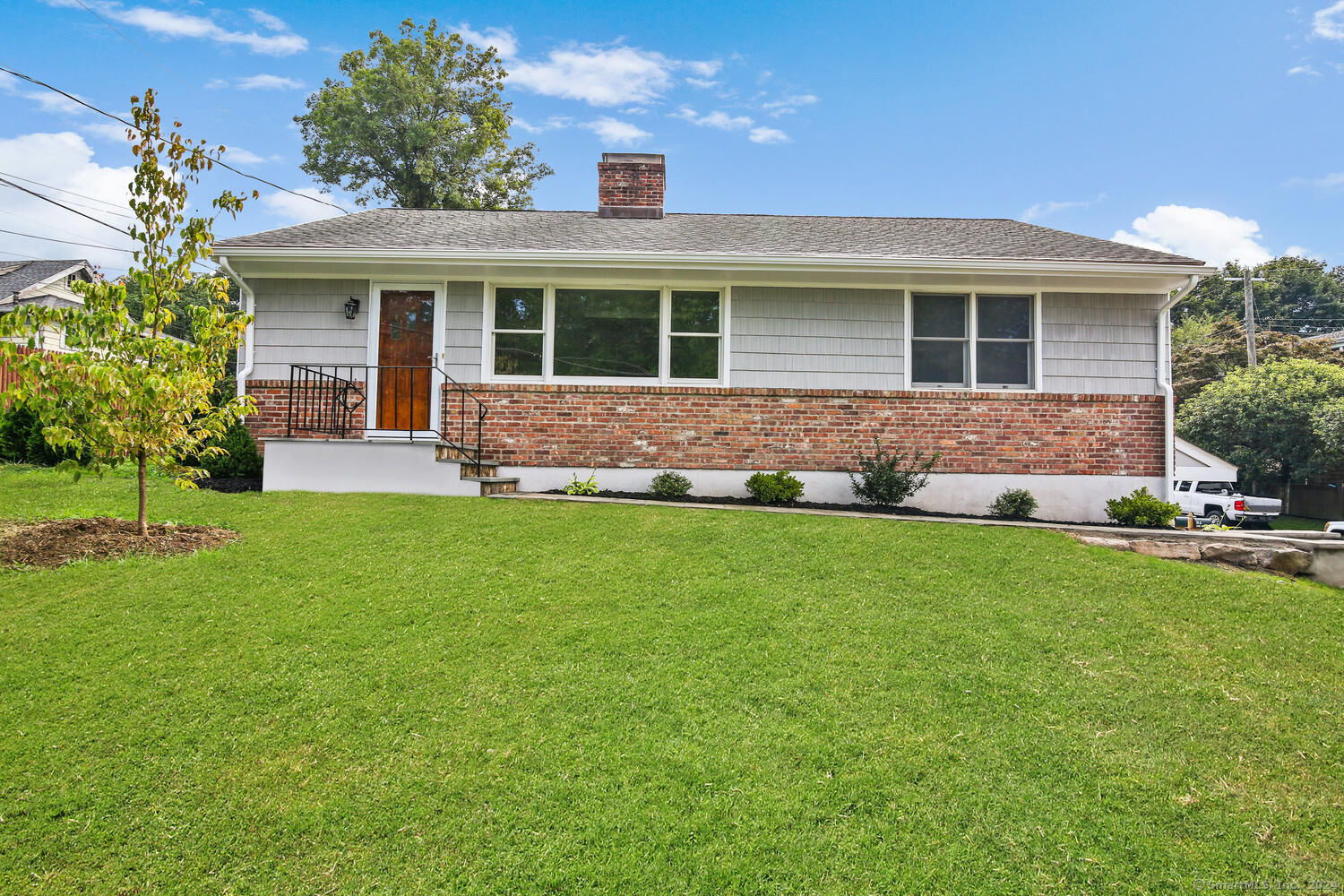 Property Photo:  81 Cos Cob Avenue A  CT 06807 