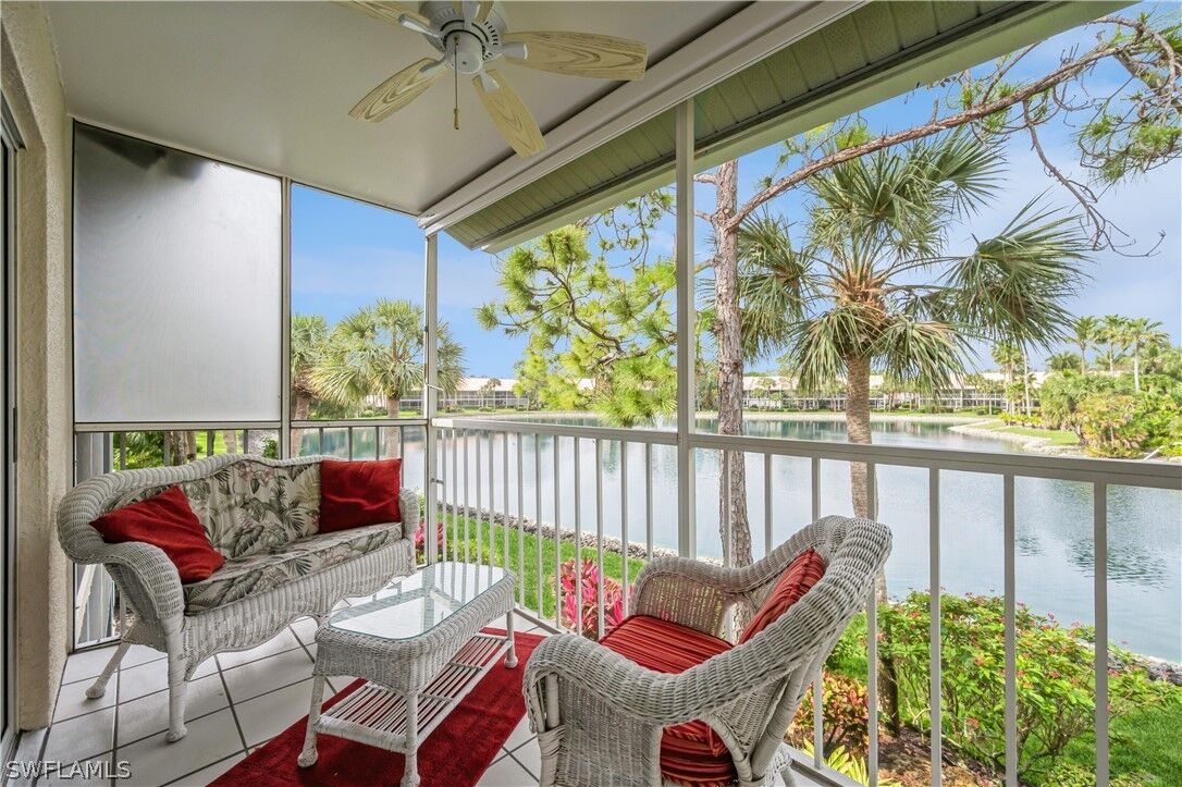 Property Photo: 2396 Hidden Lake Drive 10 FL 34112