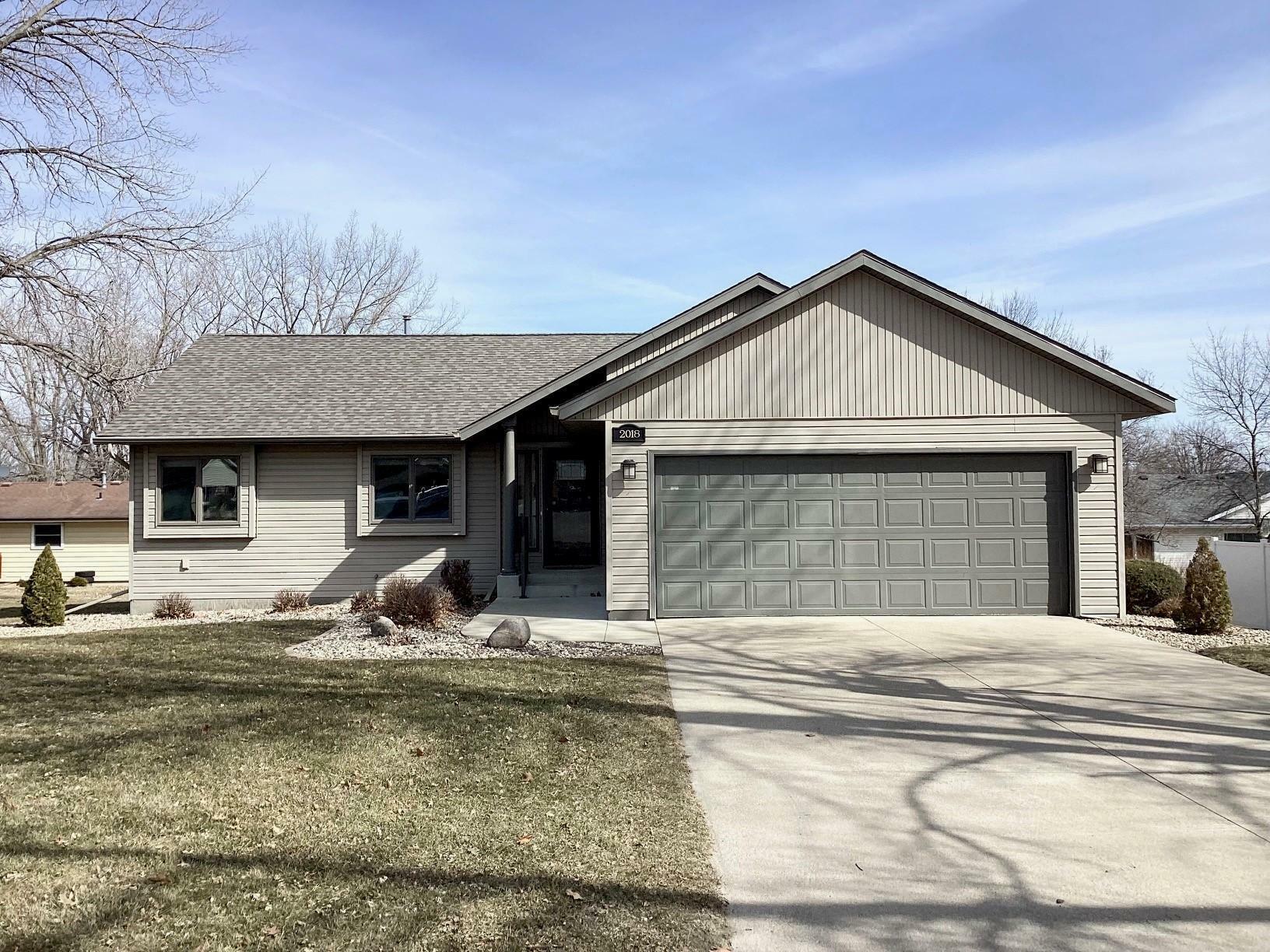 Property Photo:  2018 Bayview Drive  MN 56007 