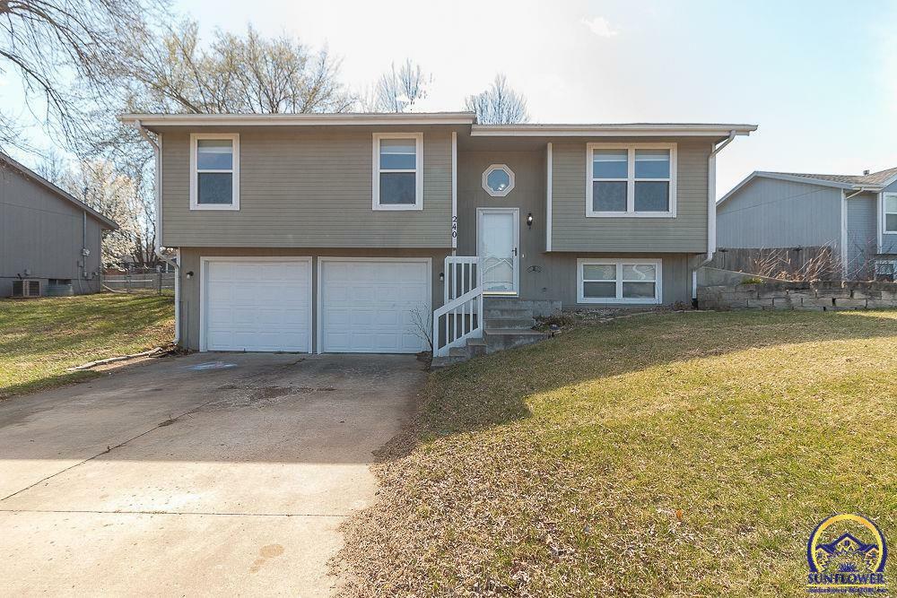 Property Photo:  240 Park Dr  KS 66402 