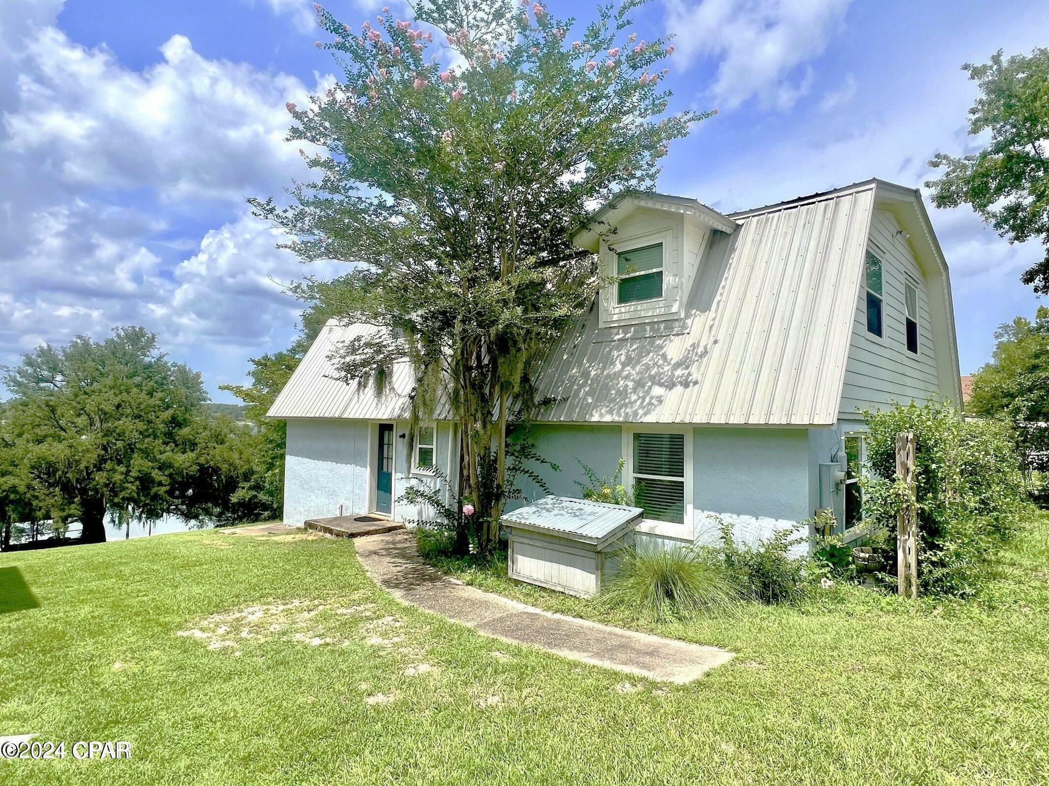 Property Photo:  4253 Crystal Lake Drive  FL 32428 