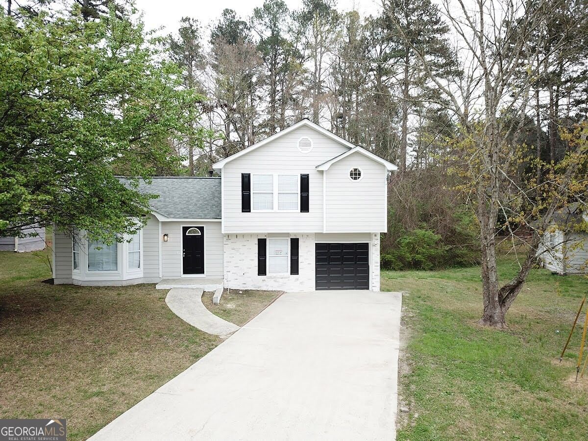 Property Photo:  6230 Emerald Pointe Circle  GA 30349 
