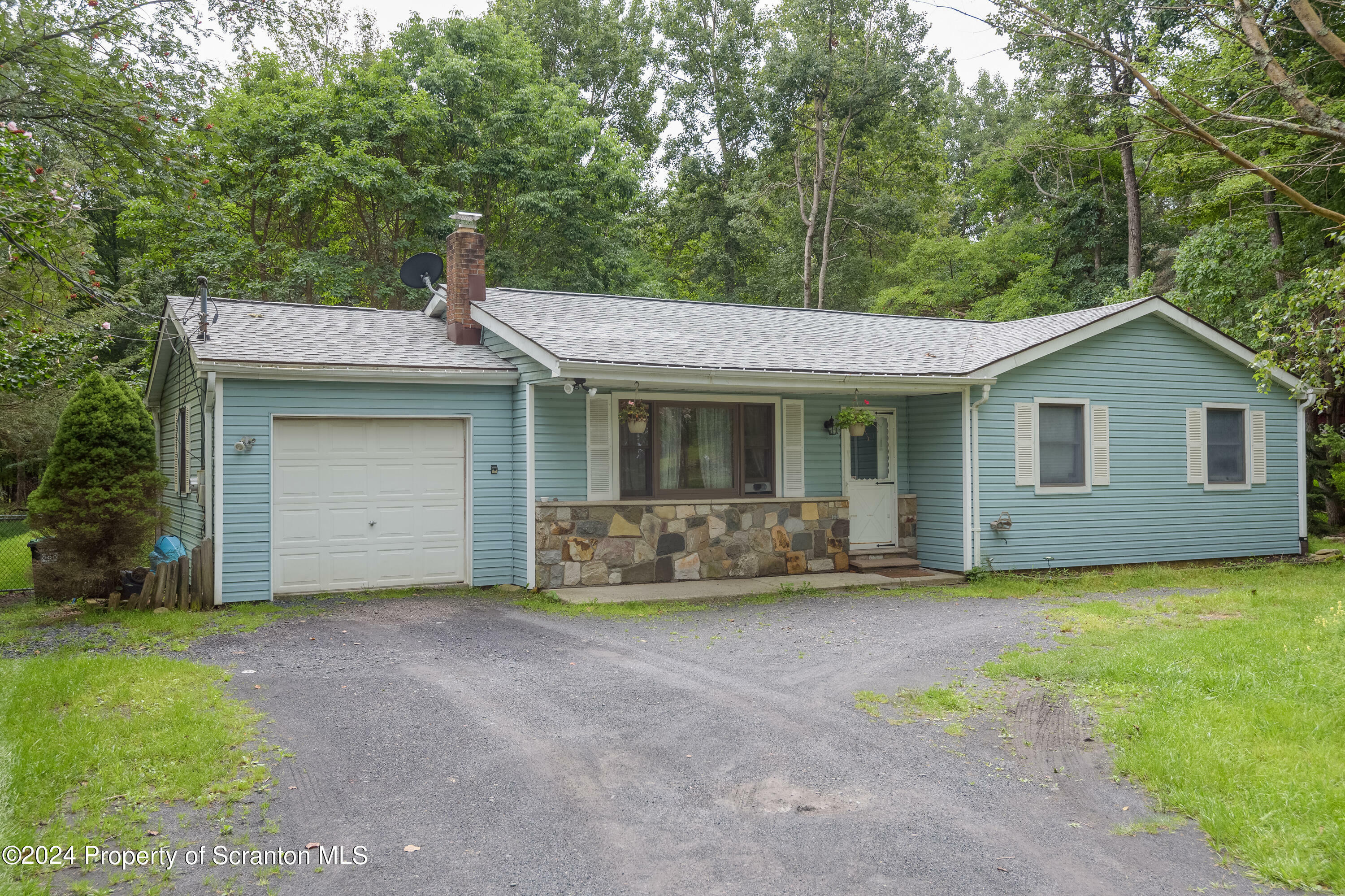 Property Photo:  208 Ash Drive  PA 18334 