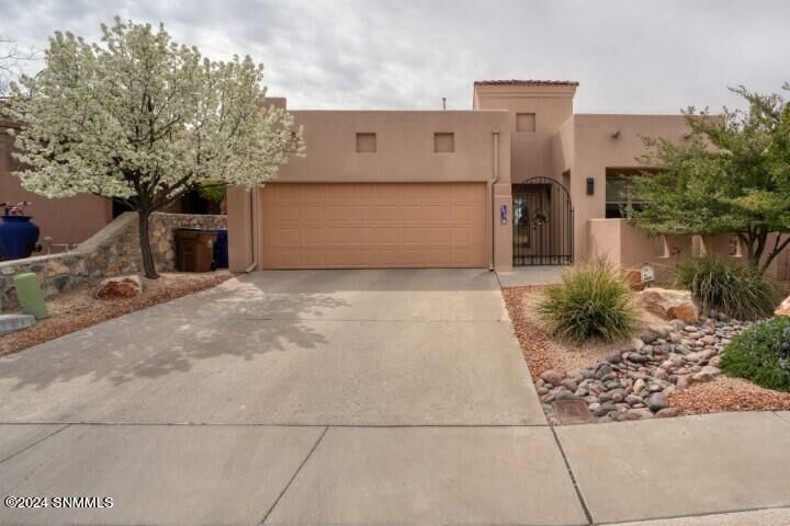 Property Photo:  3670 Reflections Lane  NM 88011 