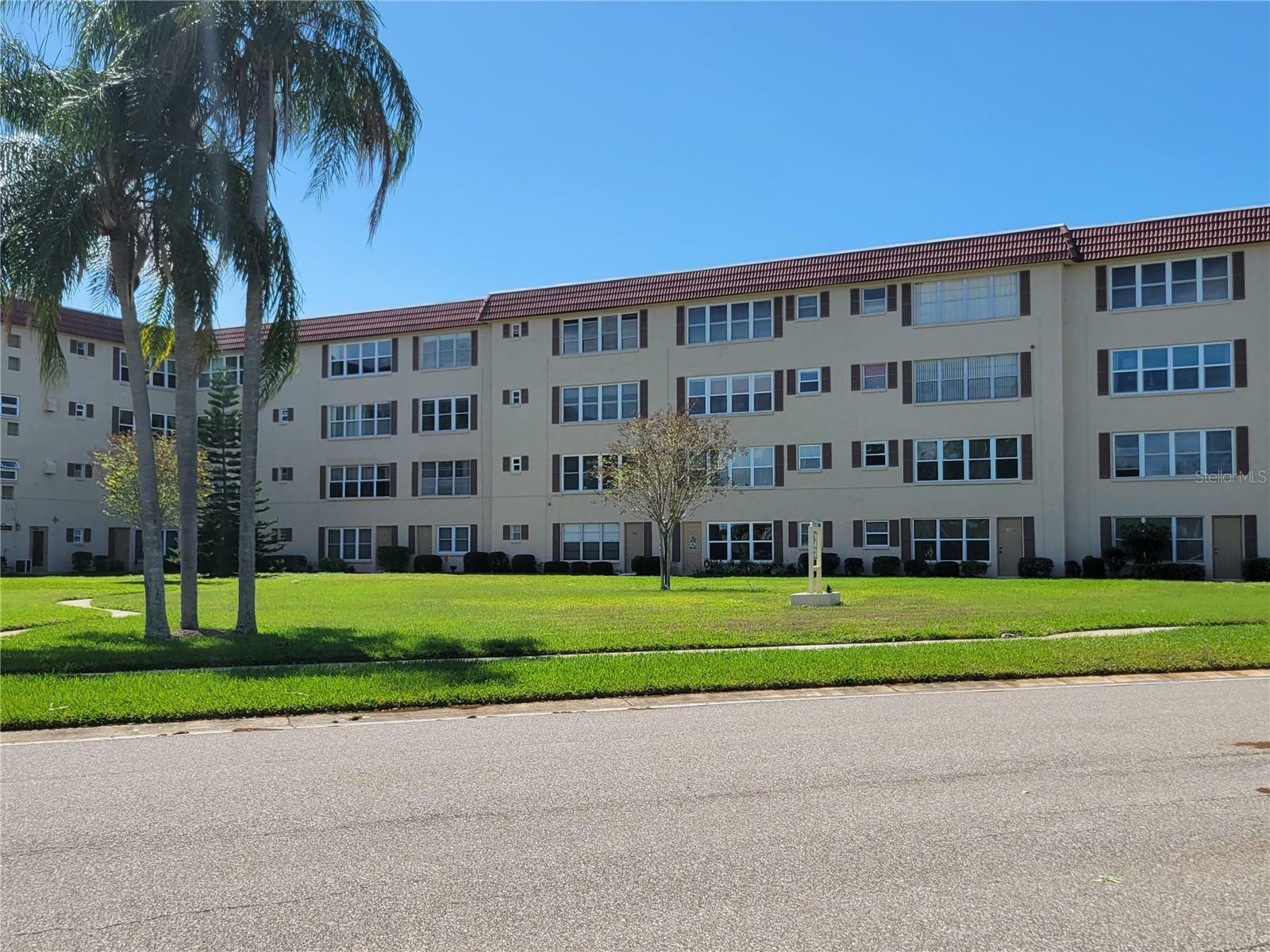 Property Photo: 9950 62nd Terrace N 410 FL 33708