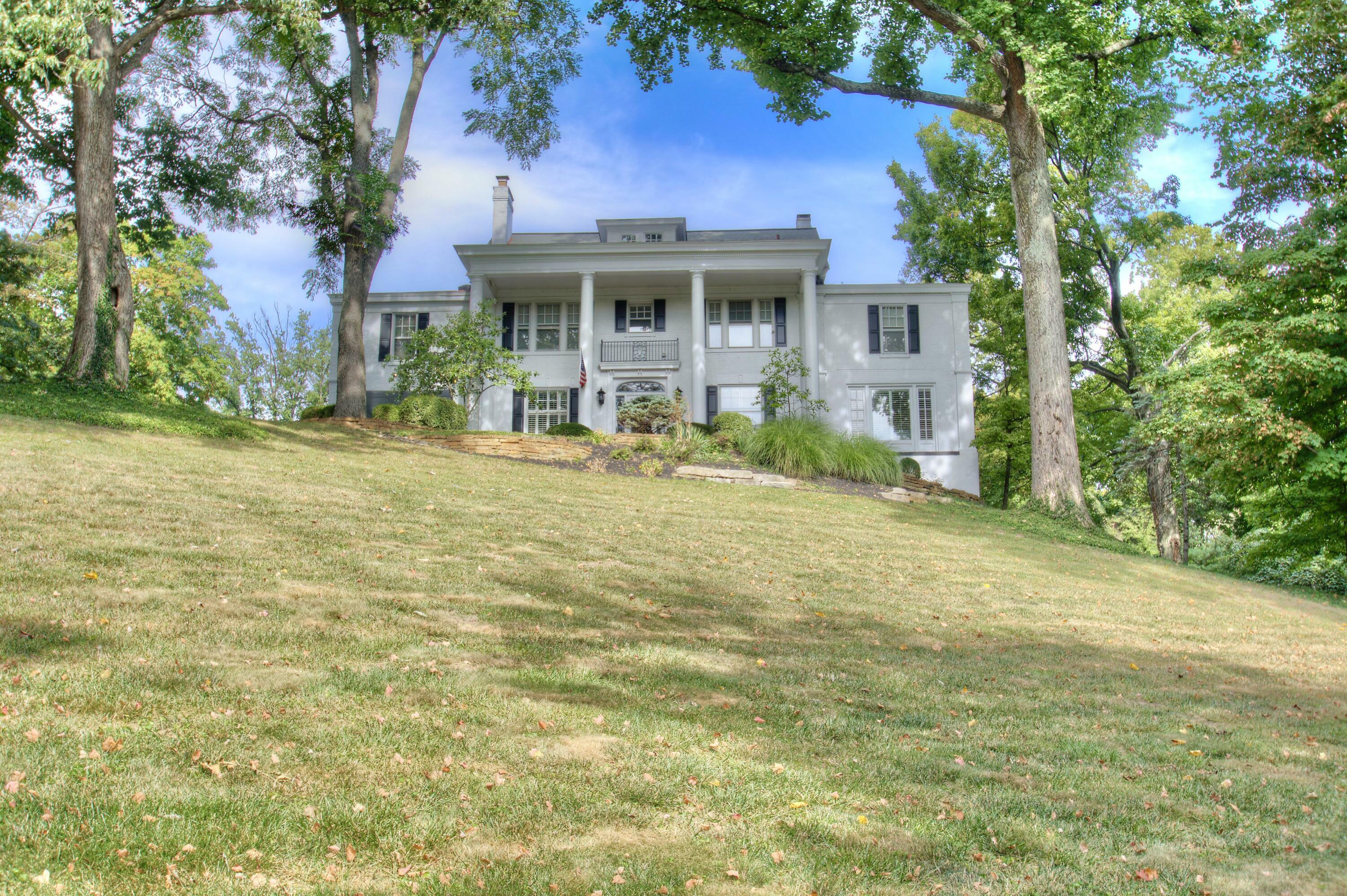 Property Photo:  1870 Dixie Hwy  KY 41011 