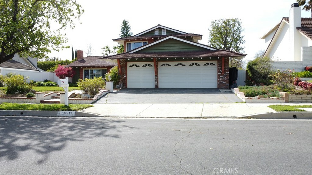 Property Photo:  10911 Topeka Drive  CA 91326 