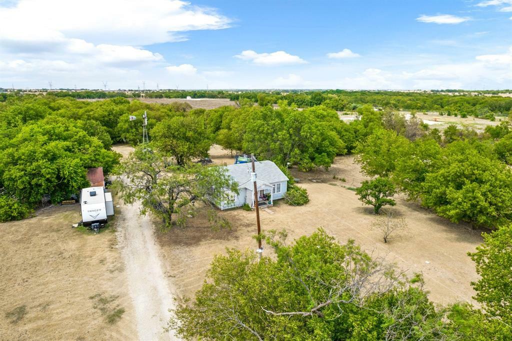 Property Photo:  5400 County Road 1228  TX 76044 