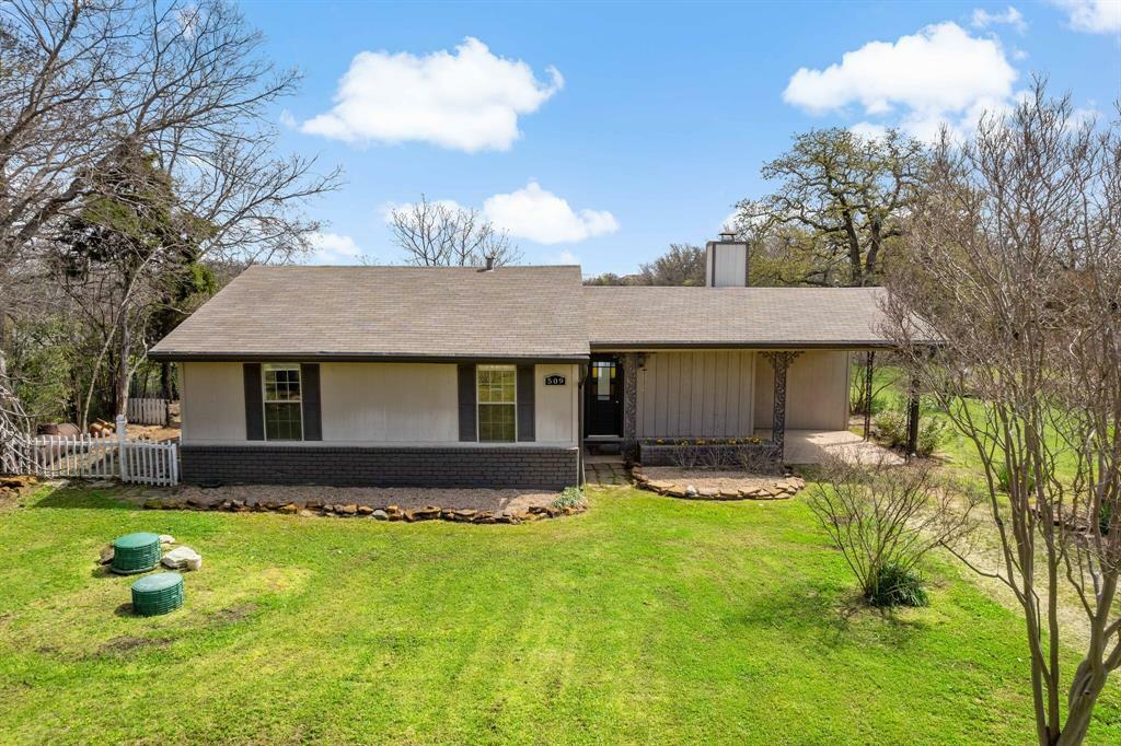 Property Photo: 509 Saddle Trail TX 75068