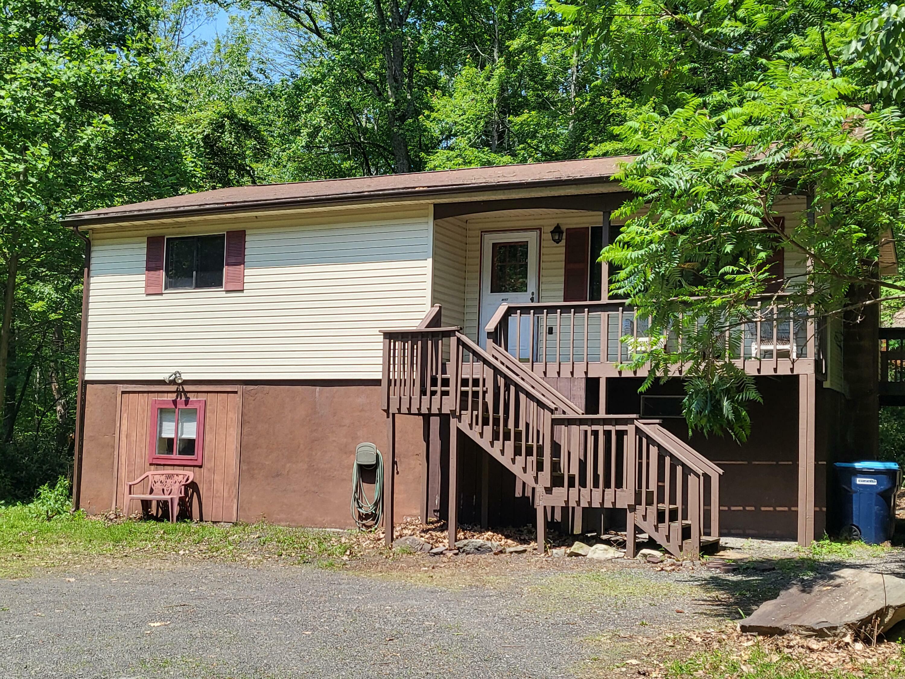 Property Photo: 2153 Gravel Road PA 18325