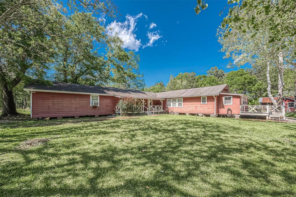 Property Photo:  327 Wallace Road  TX 77560 