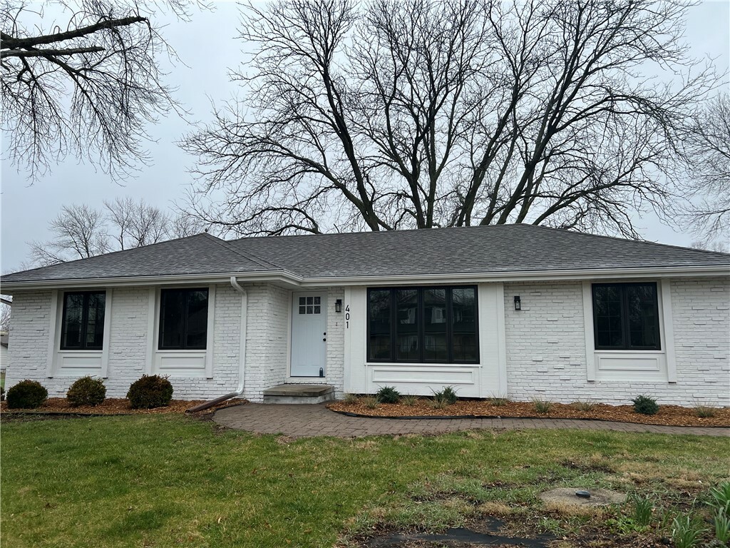 Property Photo:  401 NW 9th Street  IA 50023 