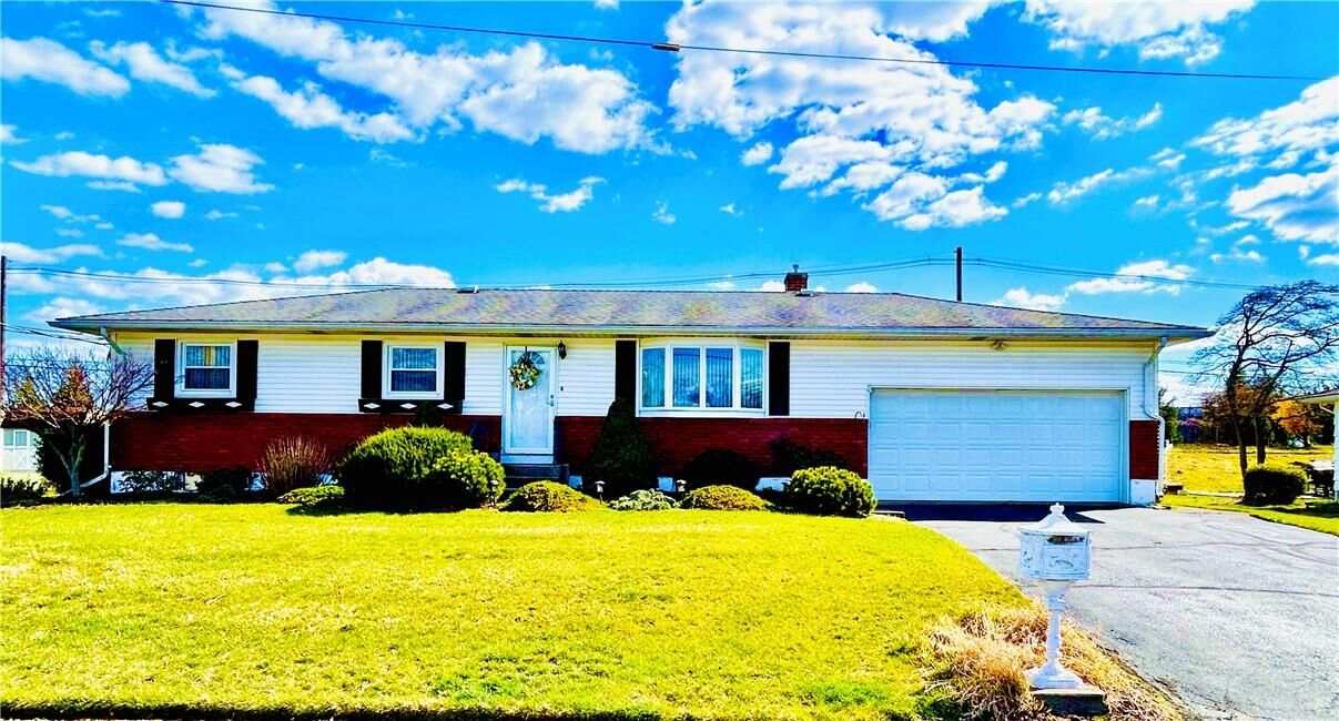 Property Photo: 16 Hoke Drive NY 10980