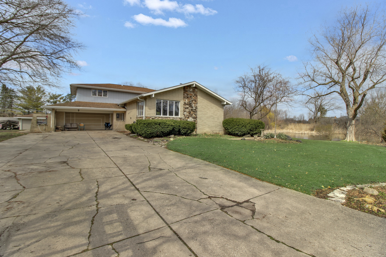 Property Photo:  13300 S Stephen Drive  IL 60464 