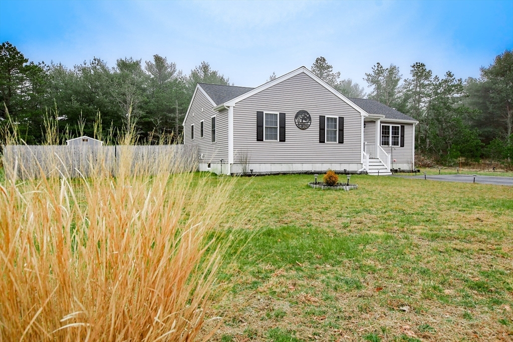 Property Photo:  307 Charge Pond Rd  MA 02571 