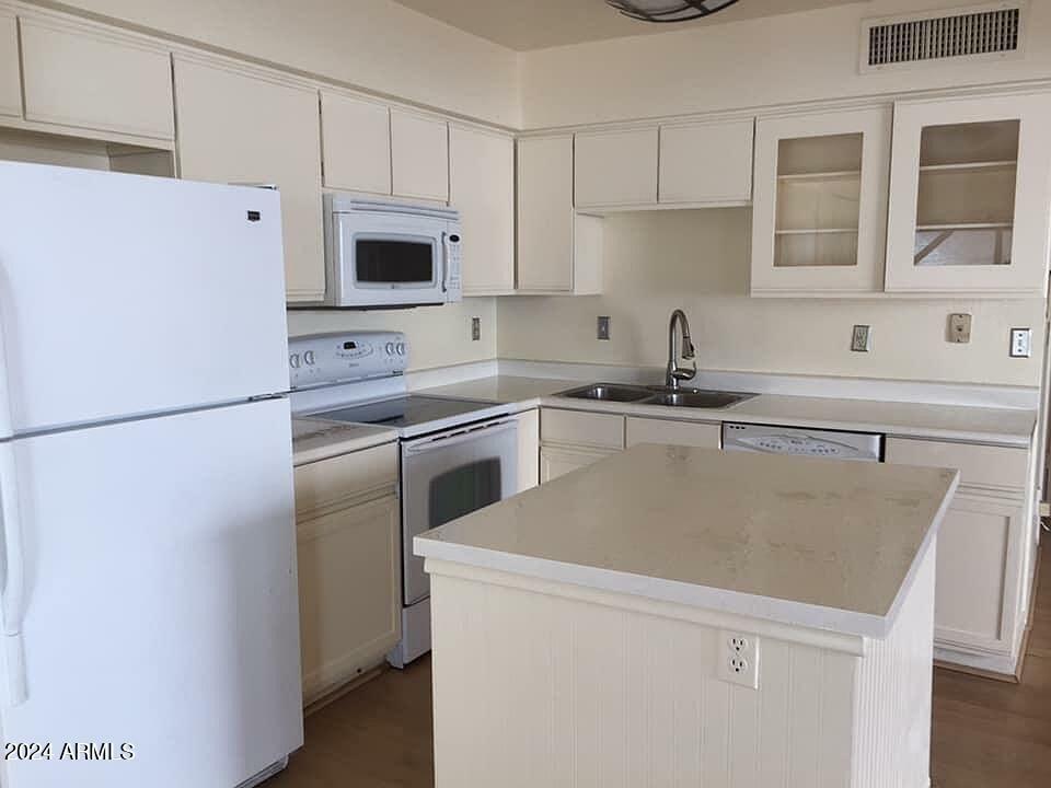 Property Photo:  1535 N Horne Avenue 21  AZ 85203 