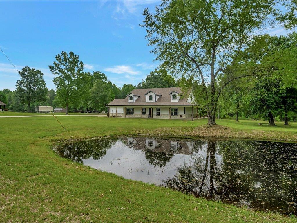 Property Photo:  1023 Old Ewing Road  TX 75901 