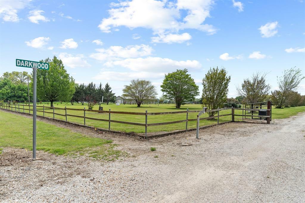 Property Photo: 6956 County Road 487 TX 75173