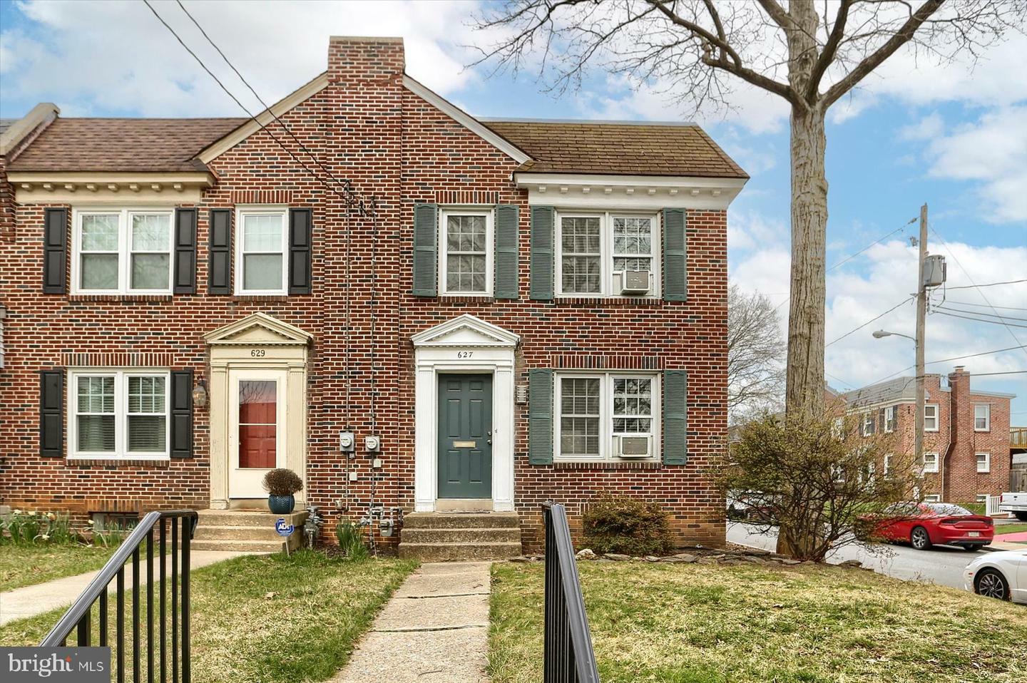 Property Photo:  627 N Marshall Street  PA 17602 