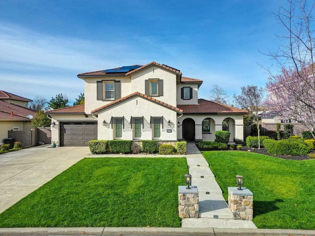 Property Photo:  4040 Monteverde Drive  CA 95648 