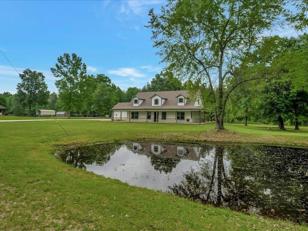 Property Photo:  1023 Old Ewing Road  TX 75901 