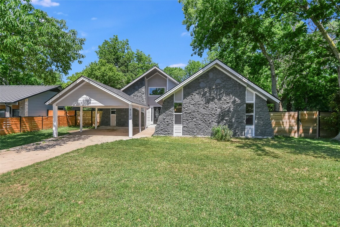 Property Photo:  910 Cedar Glen  TX 78745 