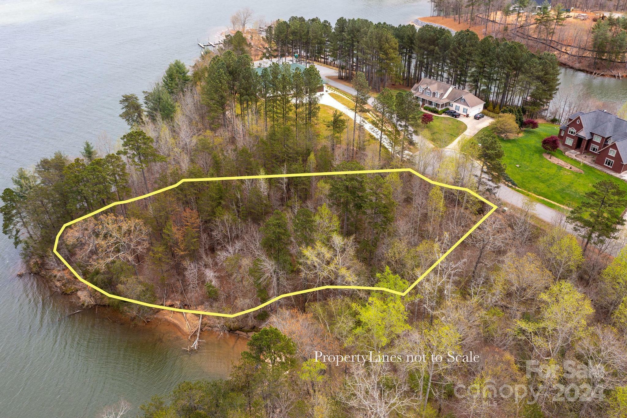 Property Photo:  3131 E Paradise Harbor Drive  NC 28612 