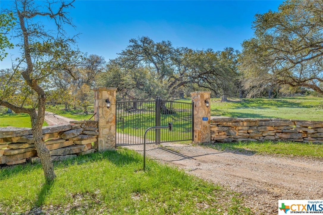 Property Photo:  7773 Middle Creek Road  TX 78606 