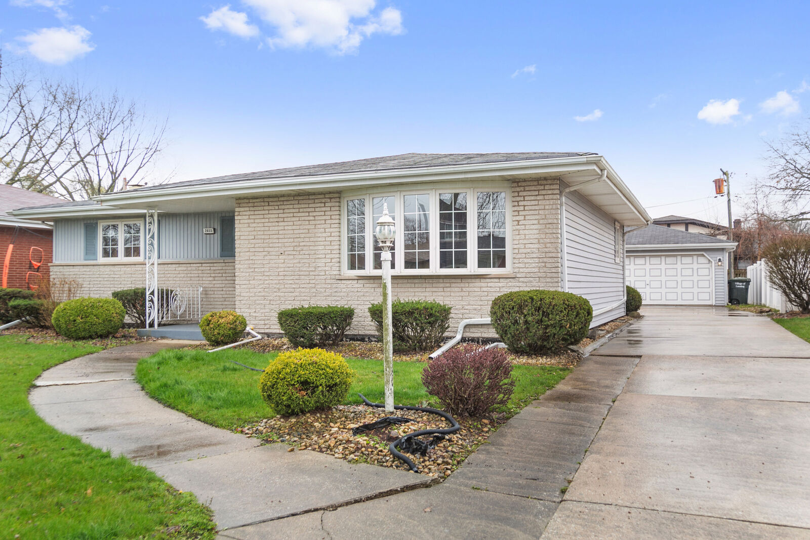 Property Photo:  2655 Christina Drive  IL 60438 