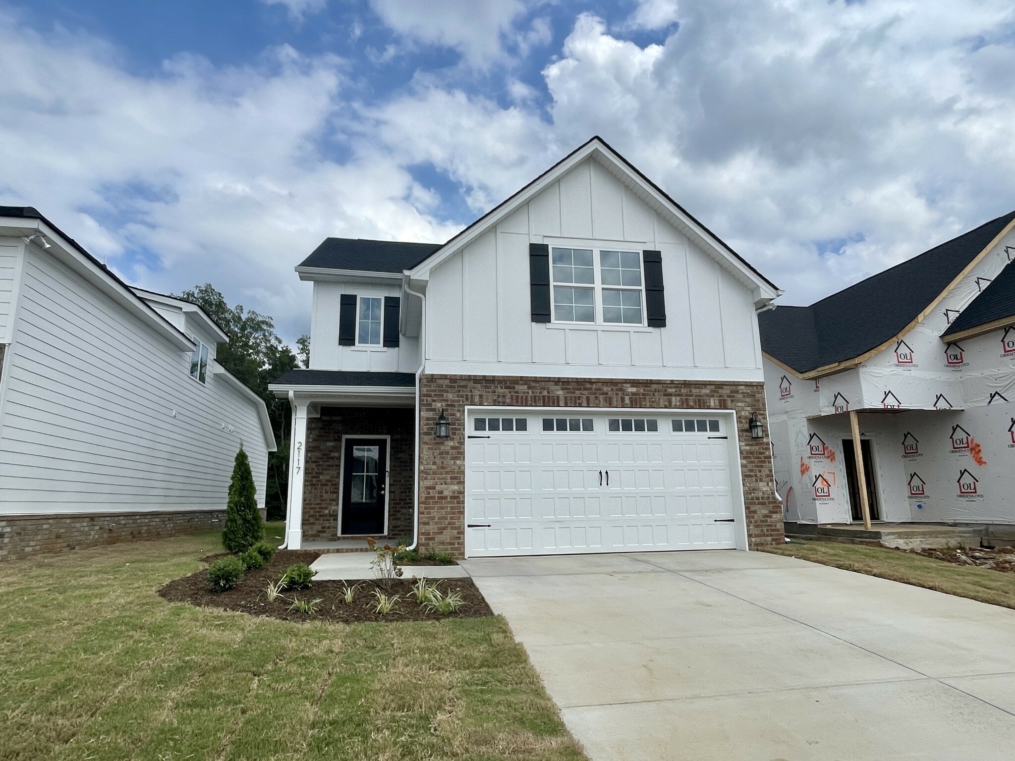 Property Photo:  2153 Barringer Ln  TN 37128 