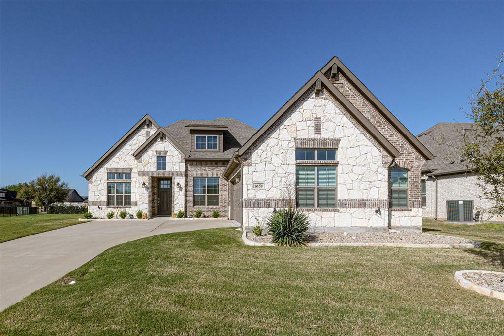 Property Photo:  1005 Mickelson Drive  TX 76048 