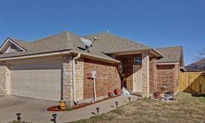 Property Photo:  233,235 Rentz Place Circle  TX 76086 