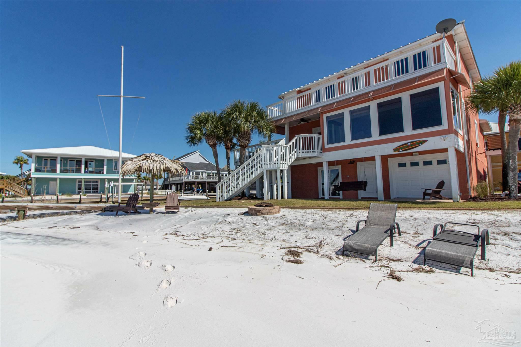Property Photo:  1440 Homeport Dr  FL 32566 