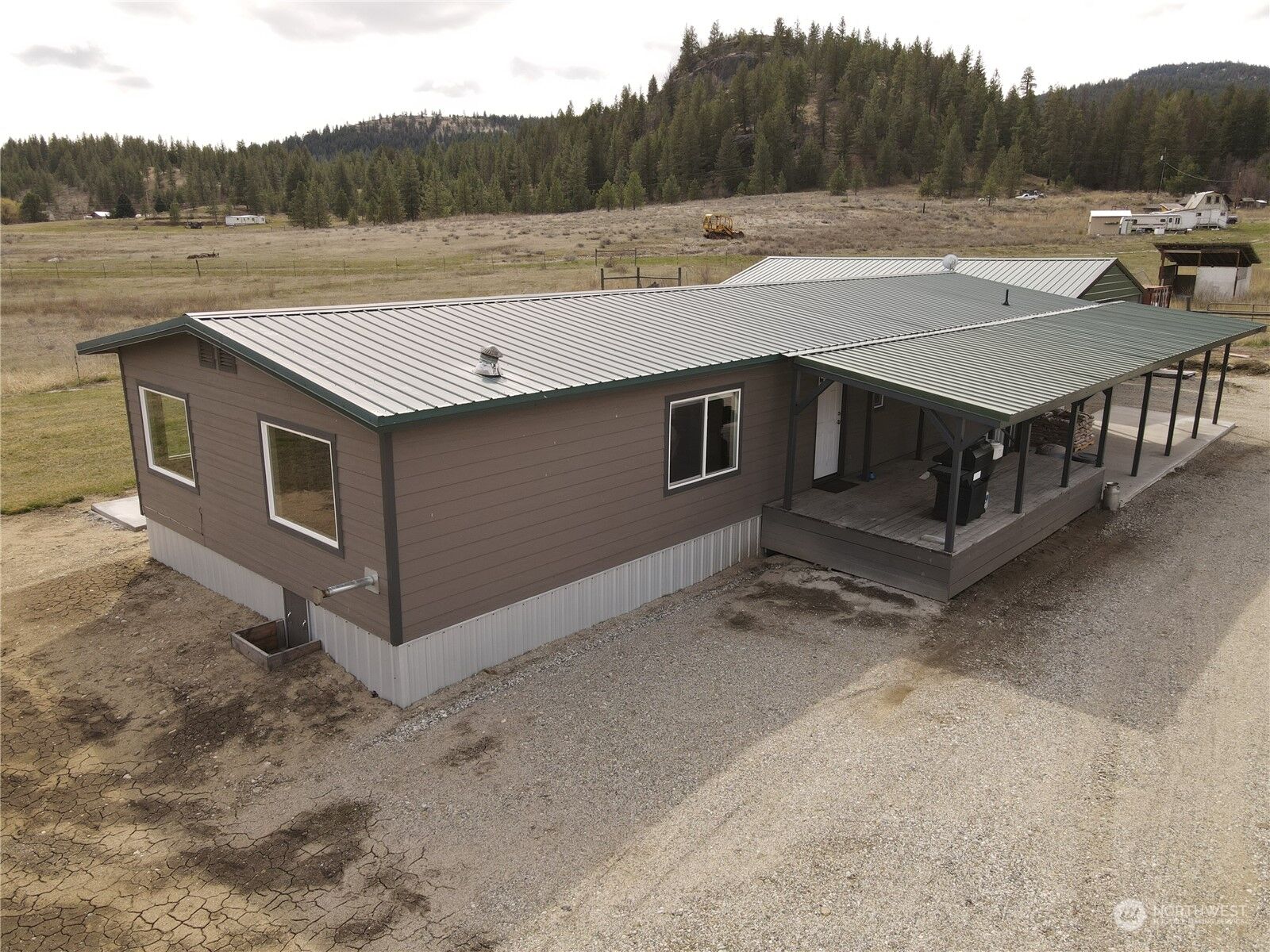 Property Photo:  206 Aeneas Valley Road  WA 98855 