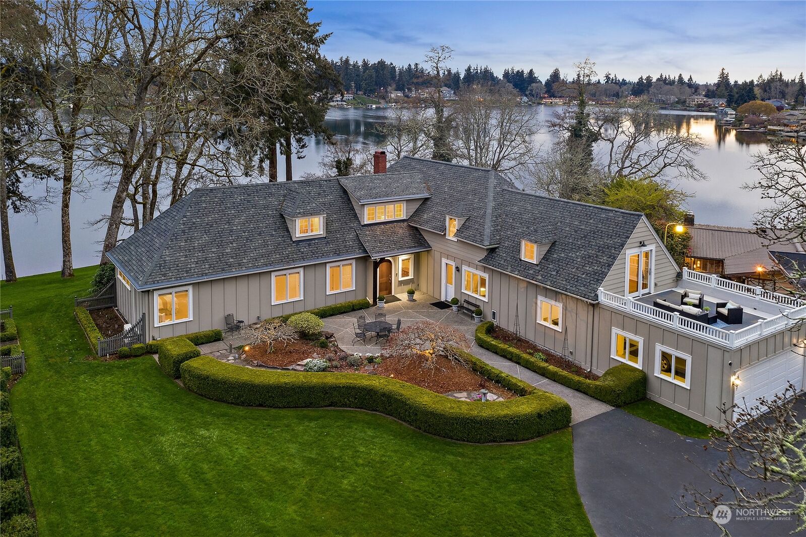 House for sale in Lakewood 7115 Interlaaken Drive SW, Lakewood, WA 98499