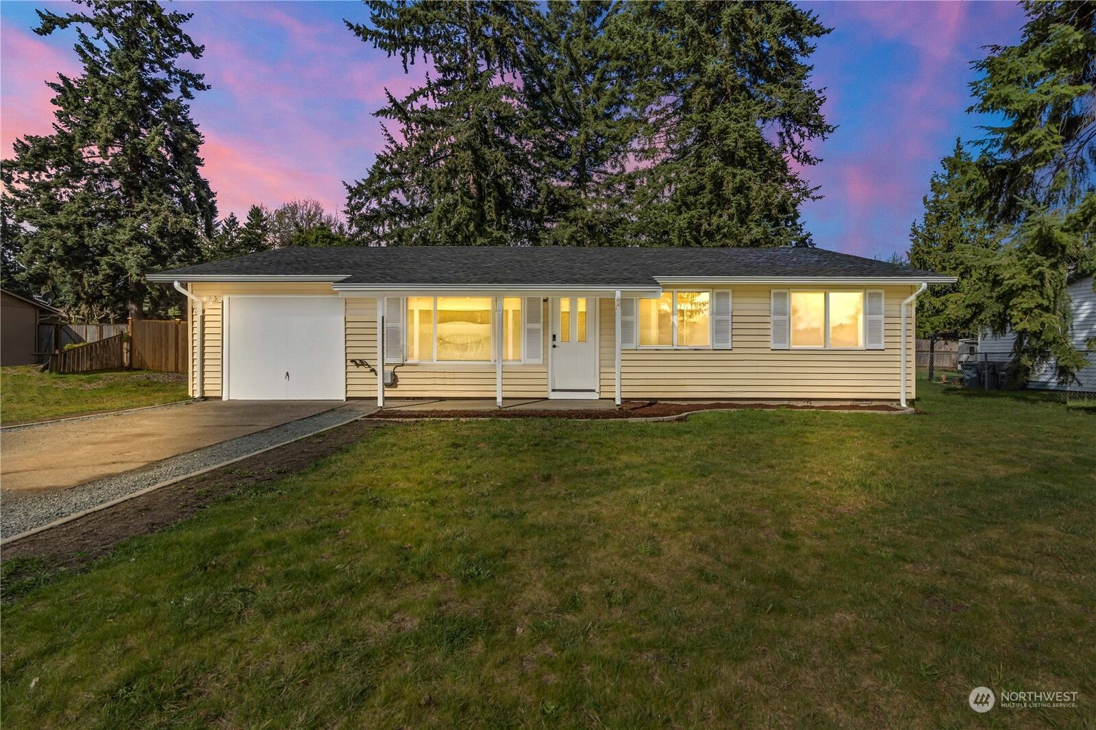 Property Photo: 14206 126th Avenue E WA 98374