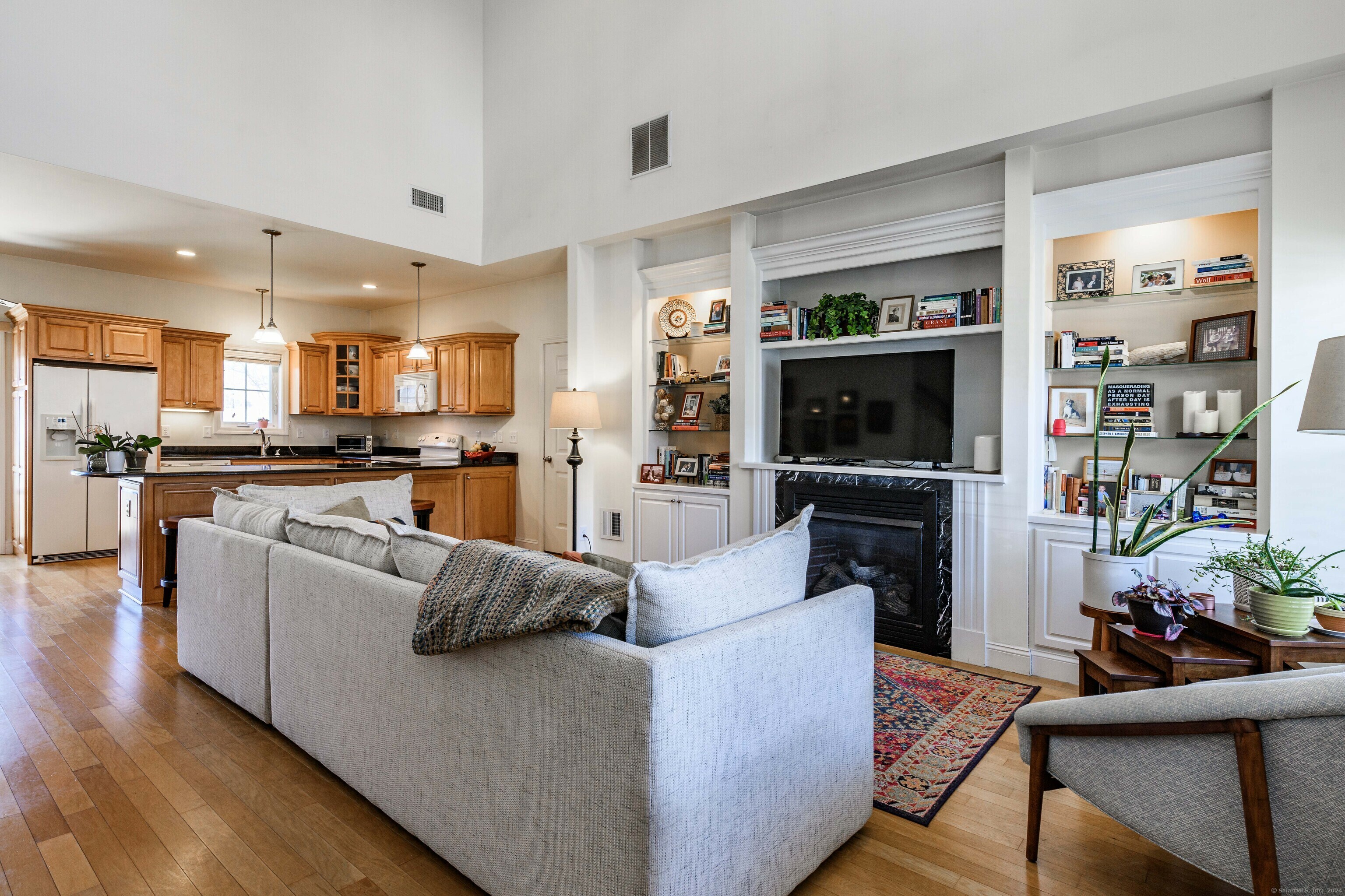 Property Photo: 53 Stillman Walk 53 CT 06109