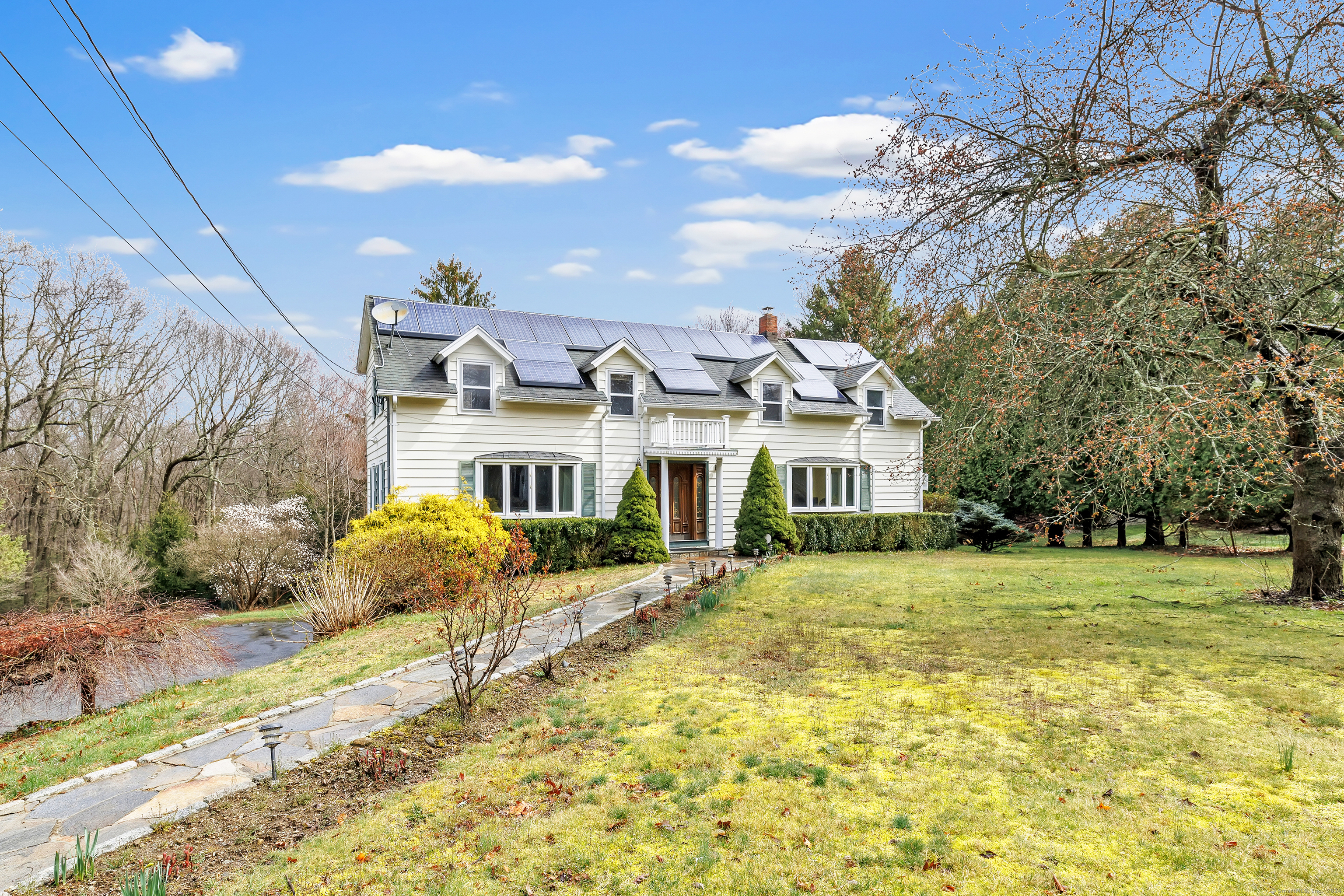 Property Photo:  390 Warner Hill Road  CT 06614 