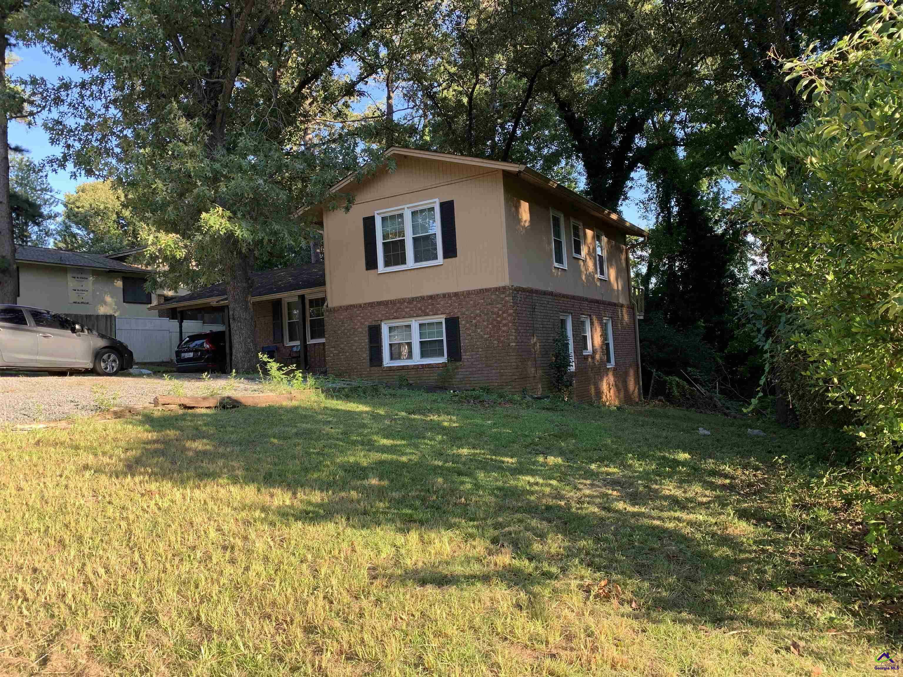 Property Photo: 102 Brooksdale Drive GA 31088