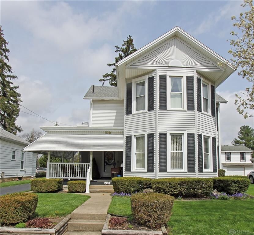 Property Photo: 418 E Greene Street OH 45356