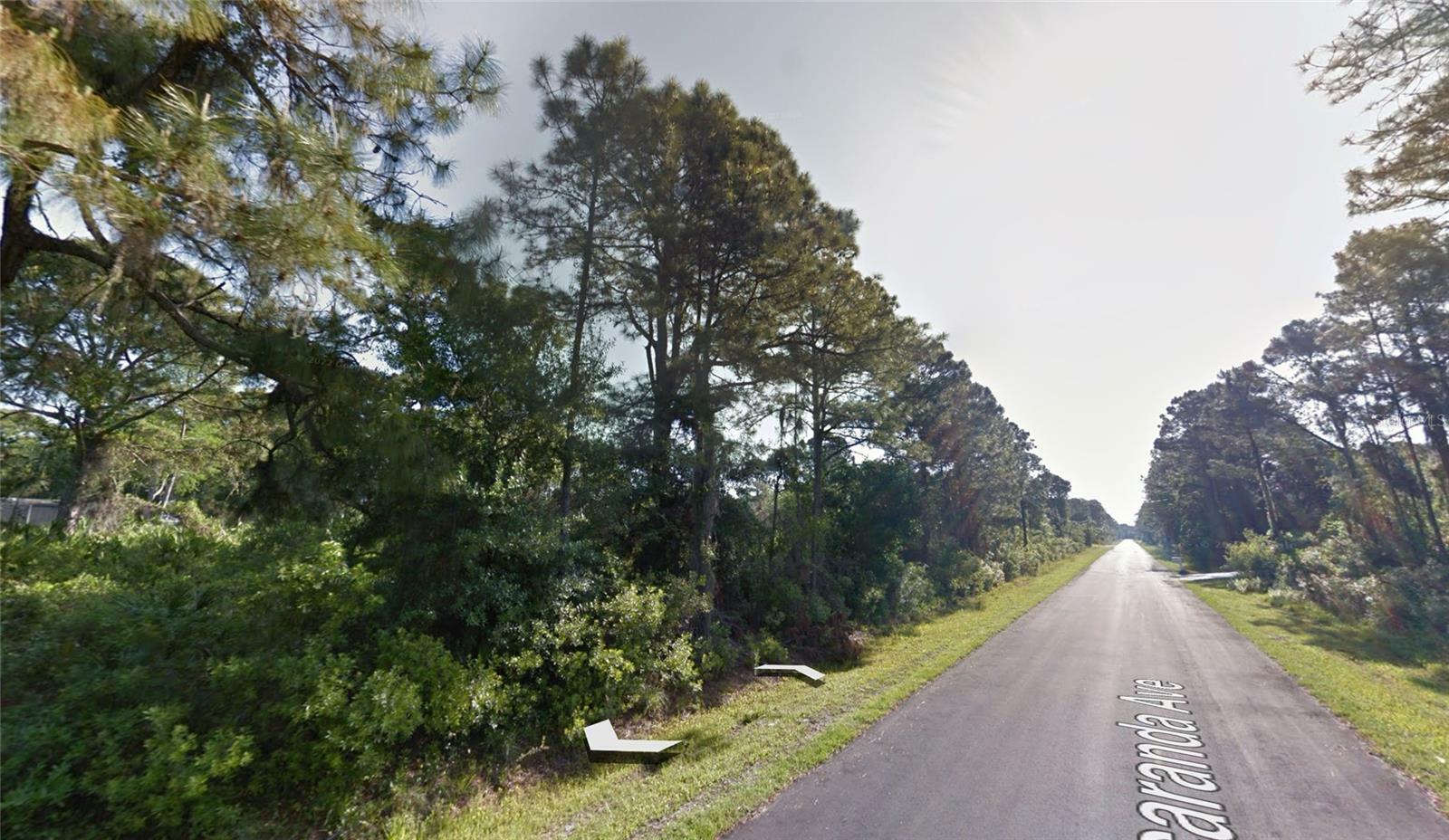 Property Photo:  Jacaranda Avenue  FL 34291 