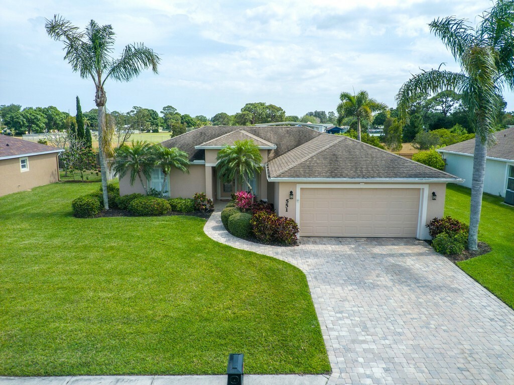 Property Photo:  551 High Hawk Circle  FL 32962 