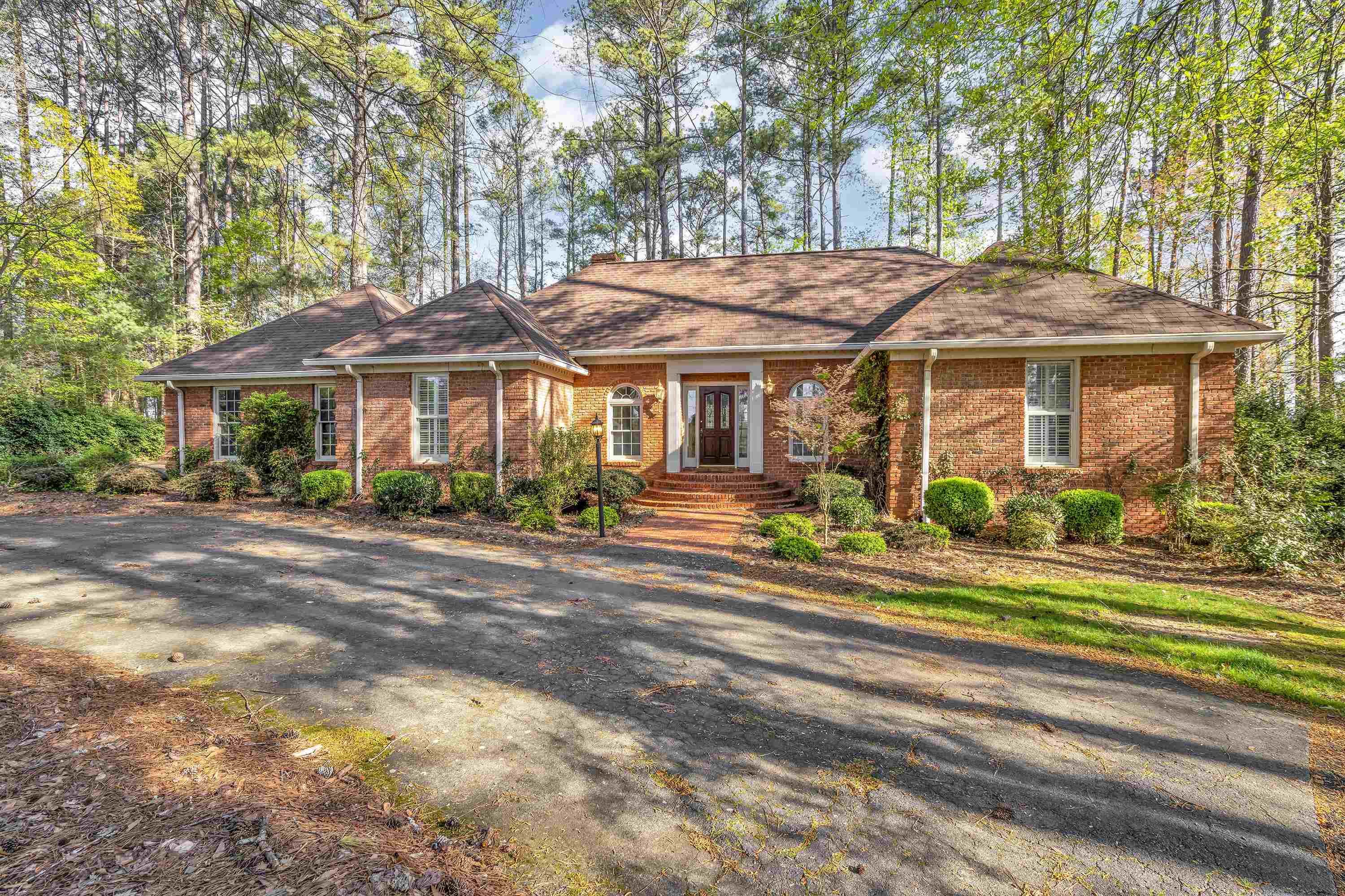 Property Photo:  106 Carolina Club Drive  SC 29306 