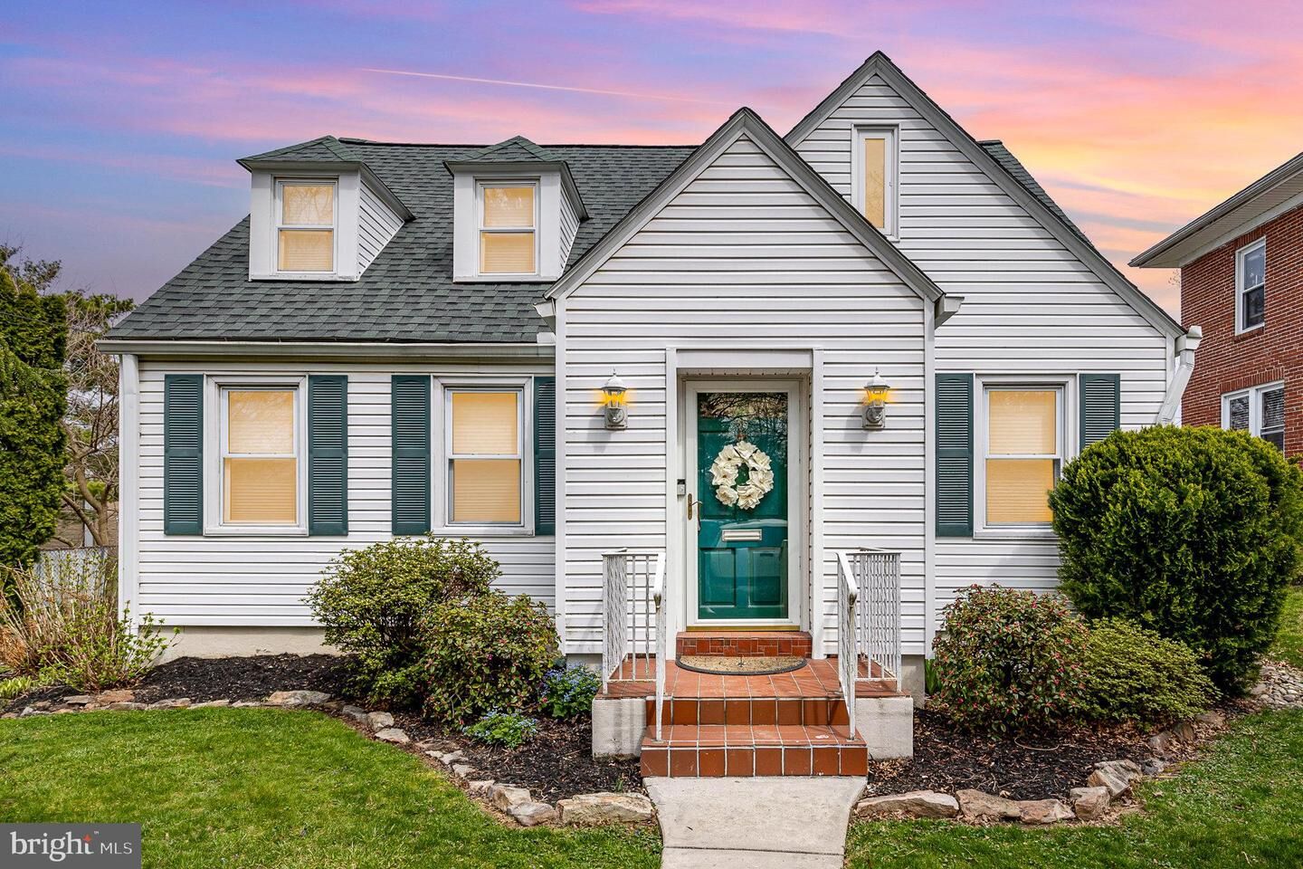 Property Photo:  55 S Madison Street  PA 17109 