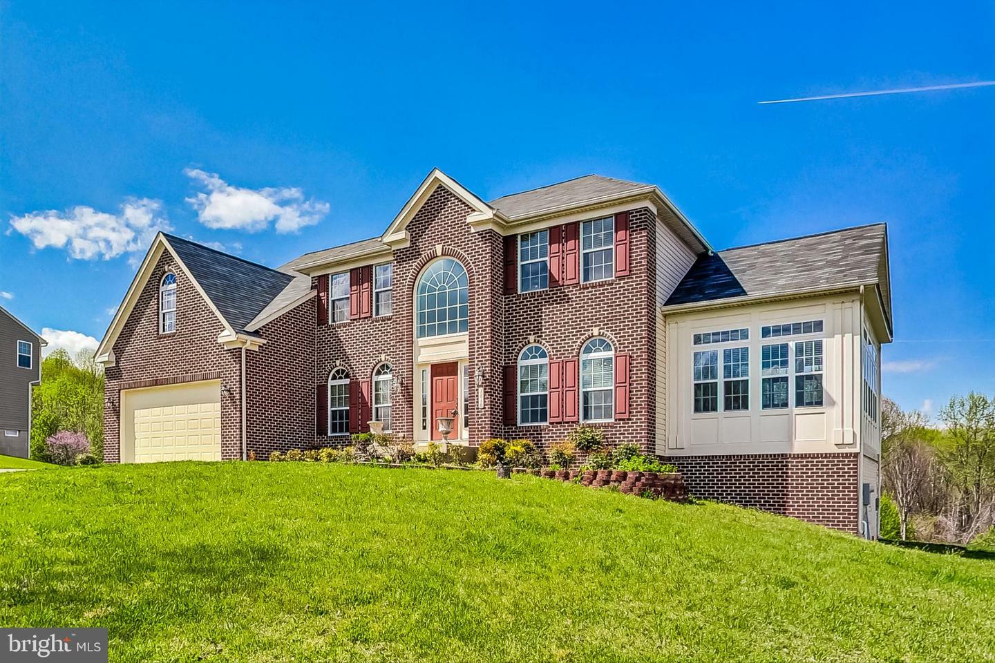 Property Photo:  1810 Orchard Hill Drive  MD 20744 