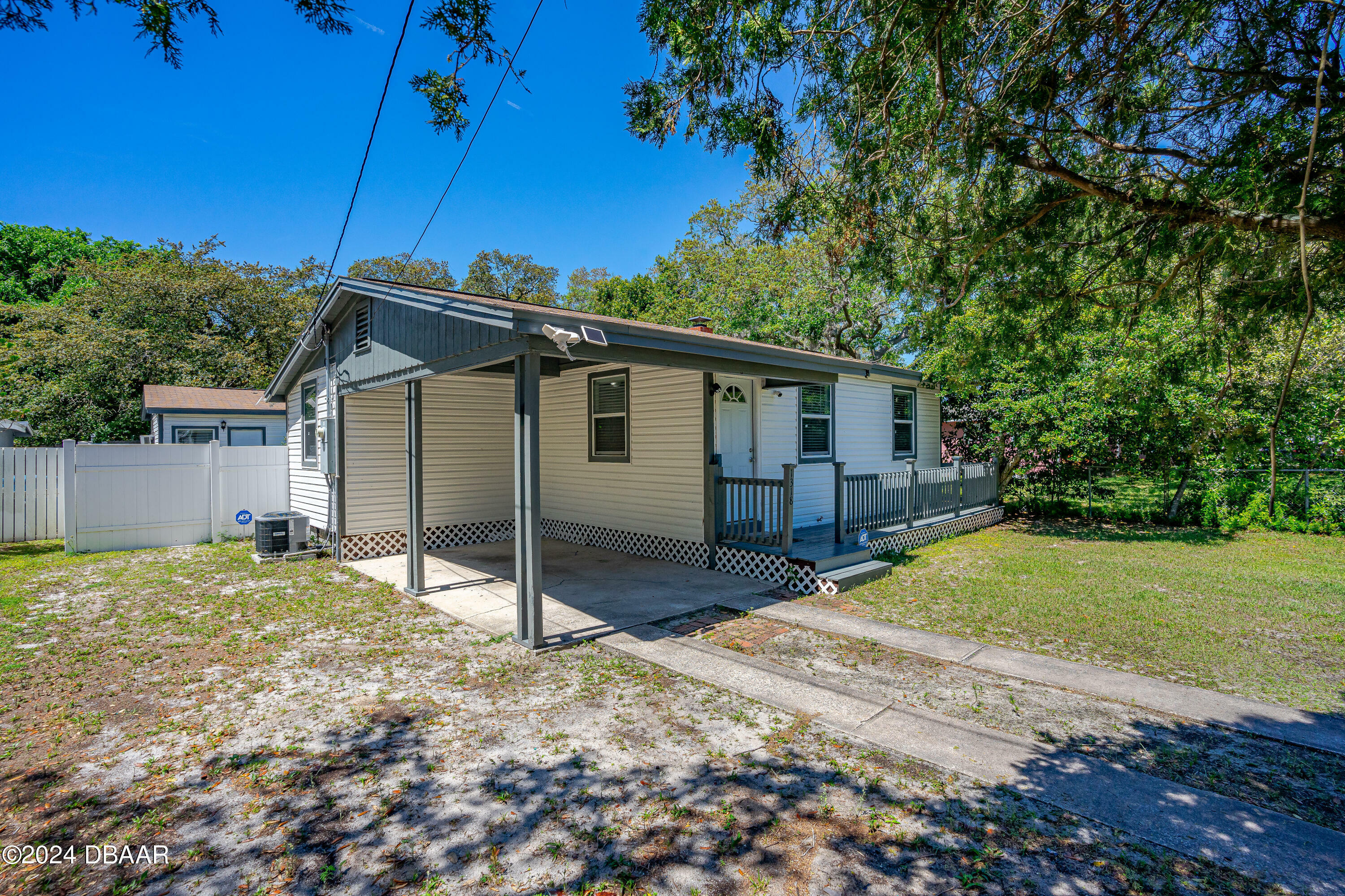 Property Photo:  1318 San Jose Boulevard  FL 32117 