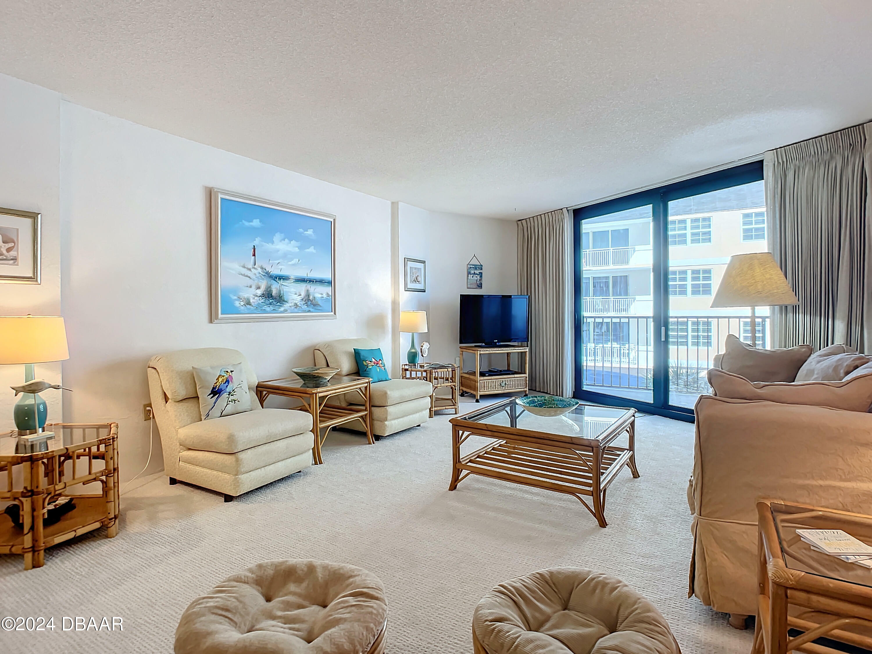 Property Photo: 1415 Ocean Shore Boulevard FL 32176