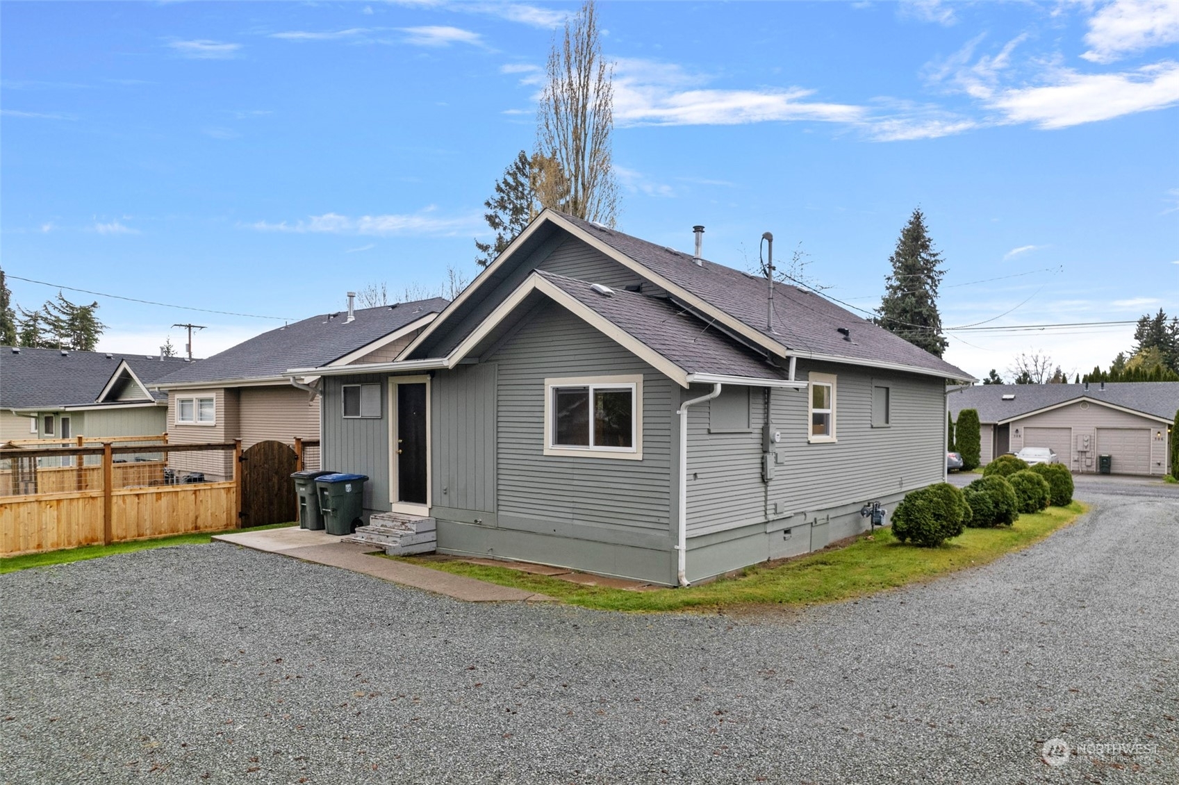 Property Photo:  517 Ball Street  WA 98284 